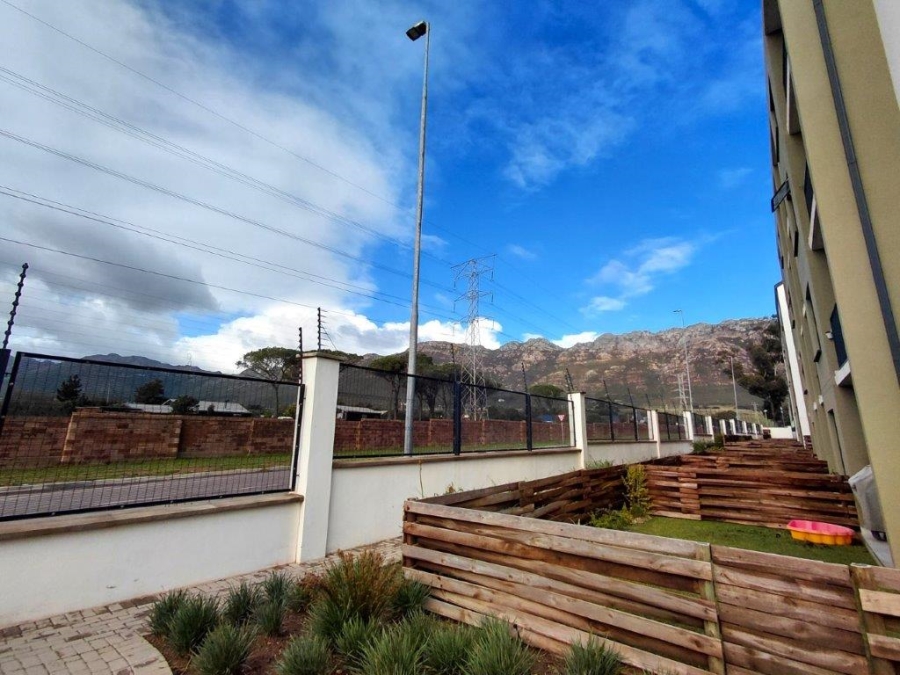 1 Bedroom Property for Sale in Firlands Western Cape